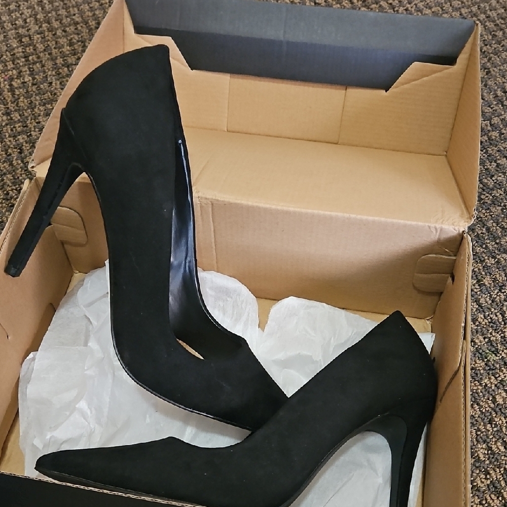 Elegant Black Women's Heels